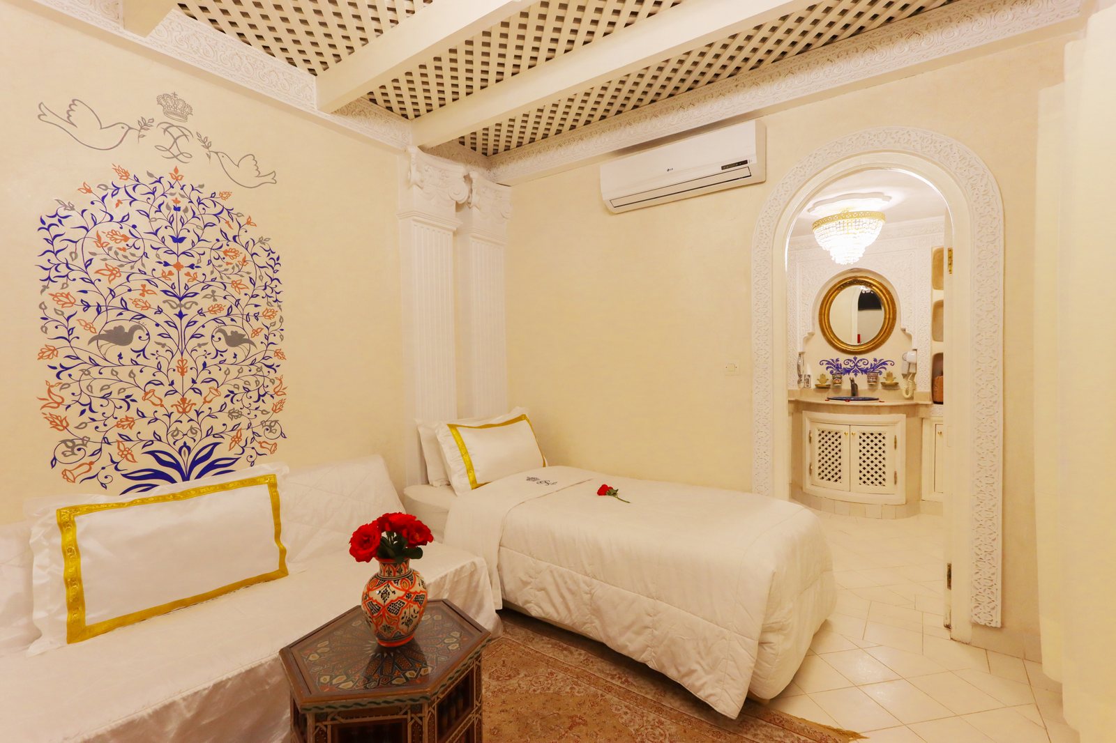 palais-des-princesses-riad-a-marrakech-triple5.jpg